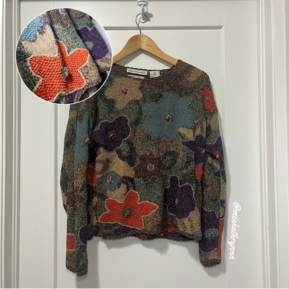 DAVID BROOKS - Hand Knit - Floral Print Sweater - Women’s M - Picture 1 of 12